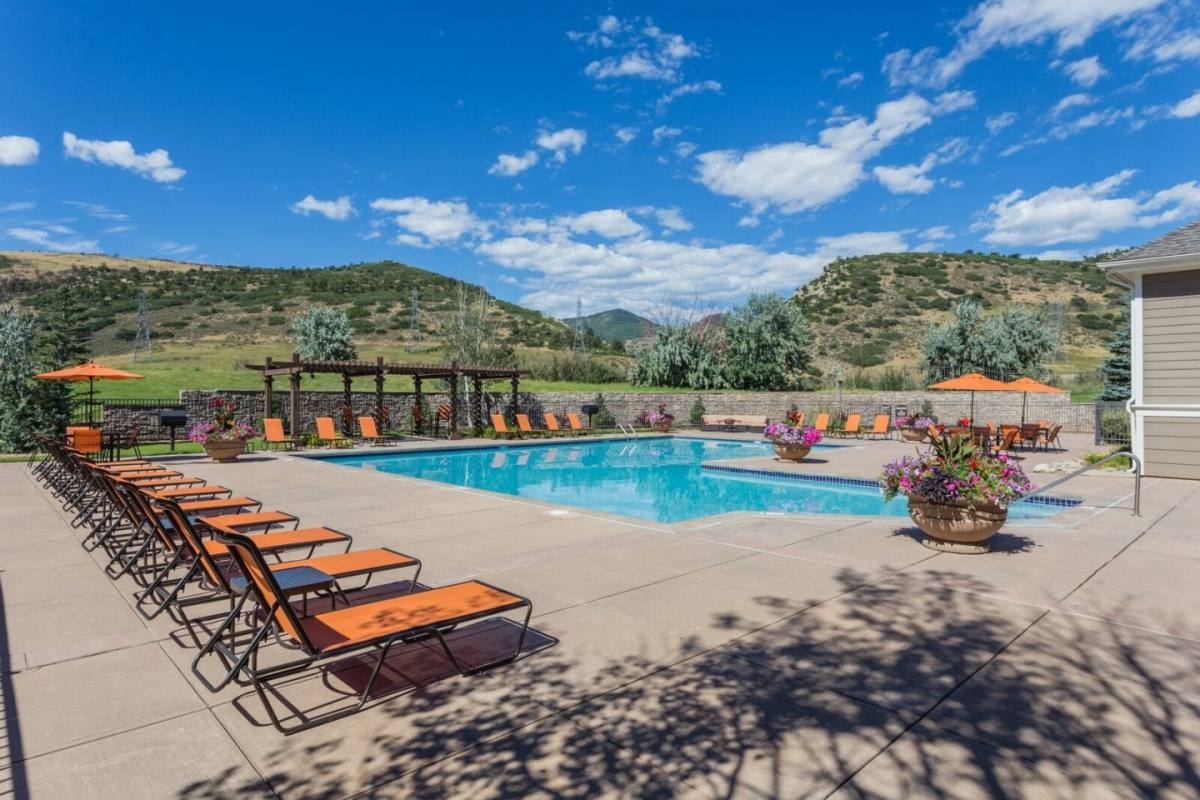 Apartment for rent at Dakota Ridge, 13310 W Coal Mine Ave, Littleton, CO 80127