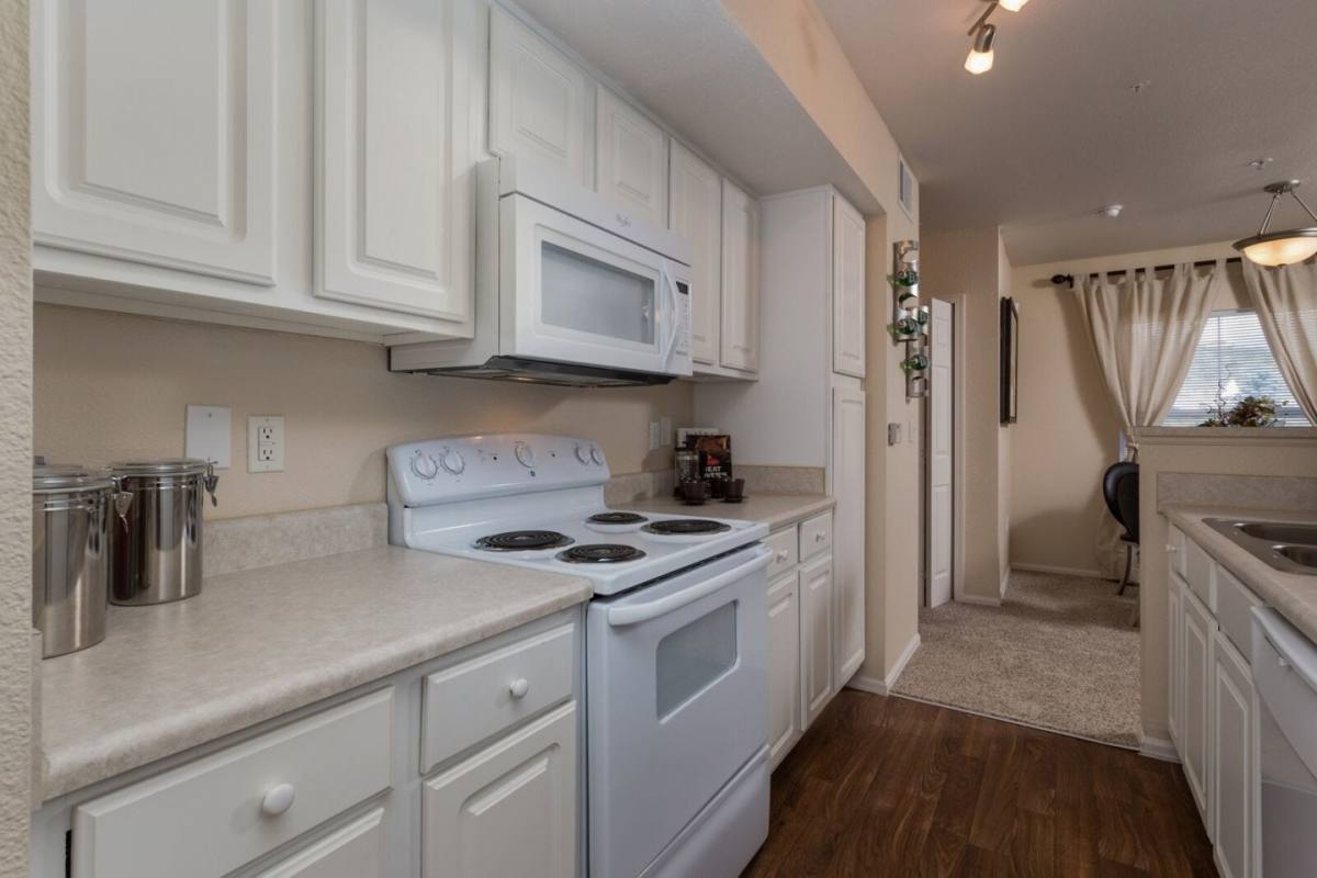 Apartment for rent at Dakota Ridge, 13310 W Coal Mine Ave, Littleton, CO 80127