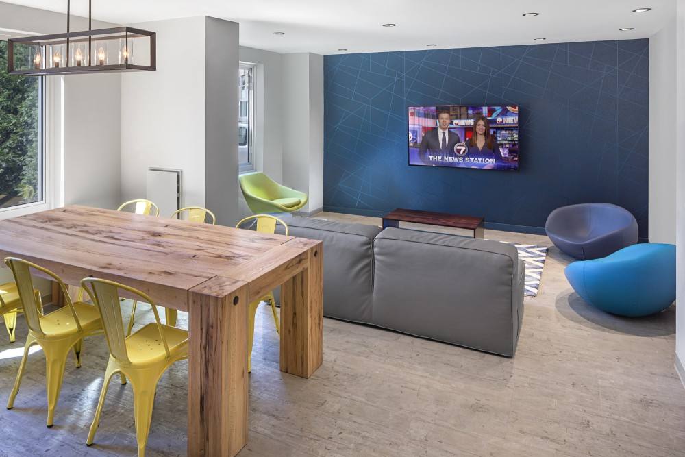 Apartment for rent at Peninsula, 401 Mount Vernon St, Dorchester, MA 02125