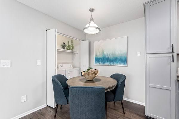 Apartment for rent at Oak Creek at Polaris, 9005 Oak Village Blvd, Lewis Center, OH 43035