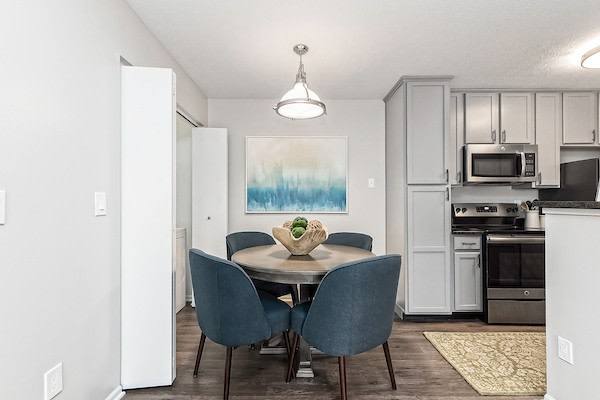 Apartment for rent at Oak Creek at Polaris, 9005 Oak Village Blvd, Lewis Center, OH 43035