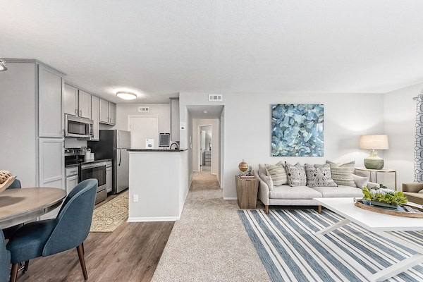 Apartment for rent at Oak Creek at Polaris, 9005 Oak Village Blvd, Lewis Center, OH 43035