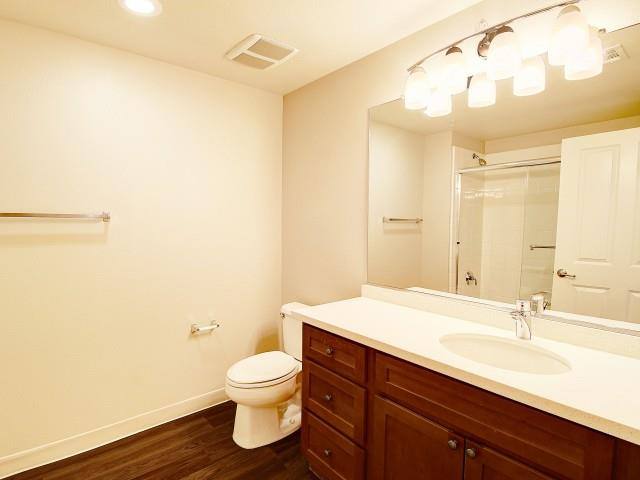 Apartment for rent at Villa Montanaro, 203 Coggins Dr, Pleasant Hill, CA 94523