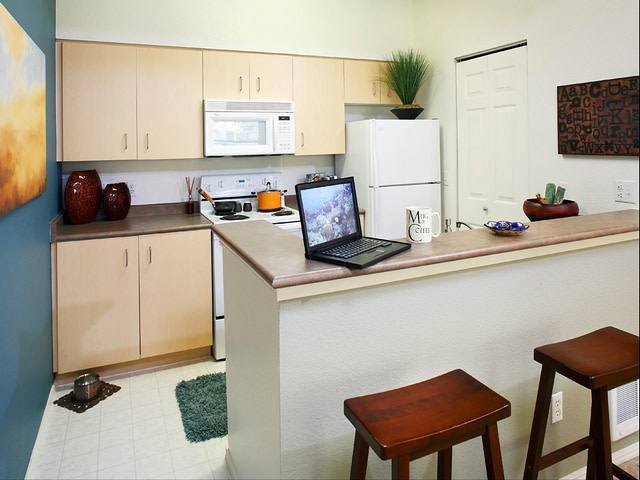Apartment for rent at Avalon at Bear Creek, 11305 183rd Place NE, Redmond, WA 98052