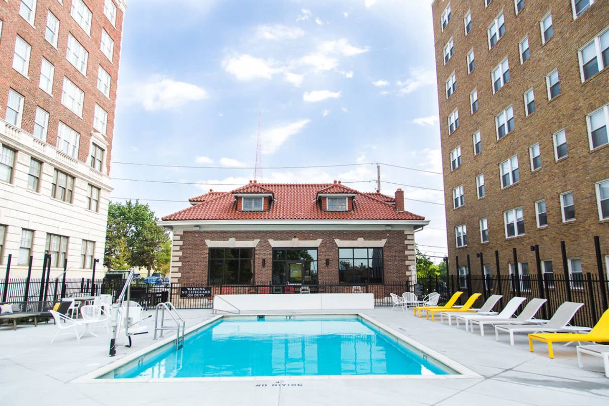 Apartment for rent at Bellerive, 214 E Armour Blvd, Kansas City, MO 64111