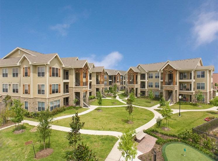 Apartment for rent at Yorktown Crossing, 15903 Yorktown Crossing Parkway, Houston, TX 77084