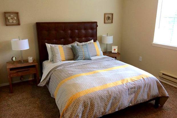 Apartment for rent at Lumina, 2700 W Powell Blvd, Gresham, OR 97030