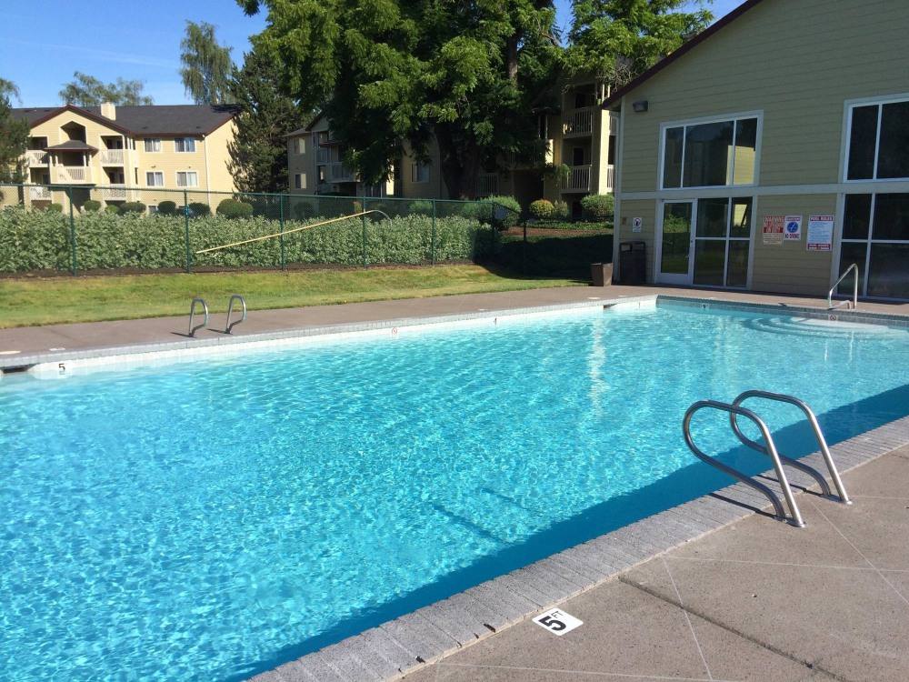 Apartment for rent at Lumina, 2700 W Powell Blvd, Gresham, OR 97030