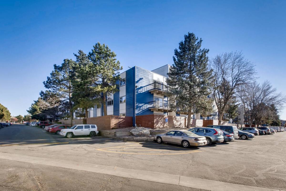 Apartment for rent at Loft 9, 11100 E Dartmouth Ave, Aurora, CO 80014
