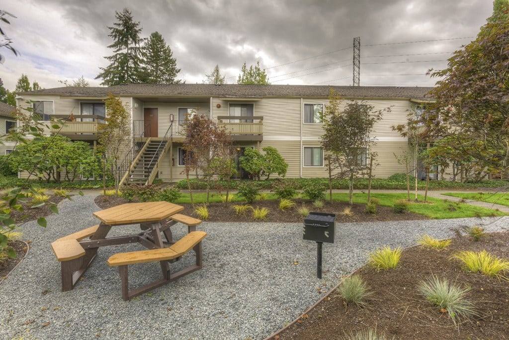 Apartment for rent at The Berkshire, 1300 Eagle Ridge Dr S, Renton, WA 98055