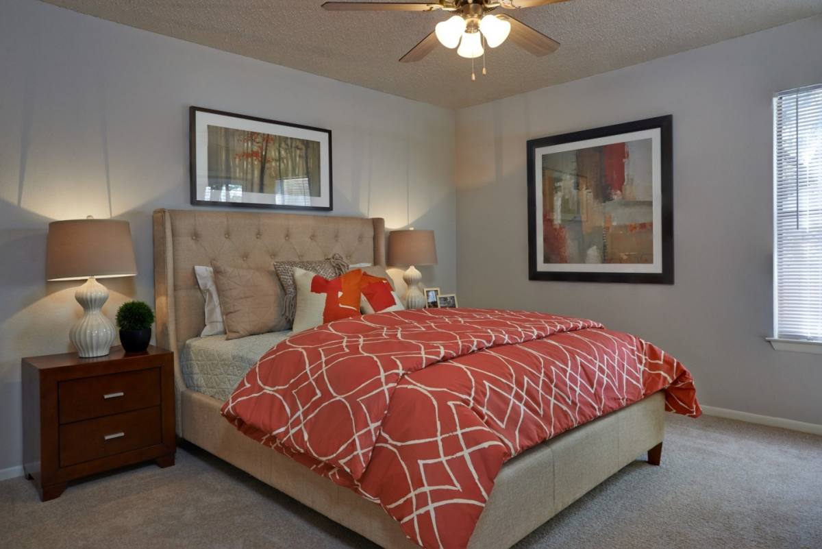 Apartment for rent at Retreat at Hart Ranch, 6061 De Zavala Rd, San Antonio, TX 78269