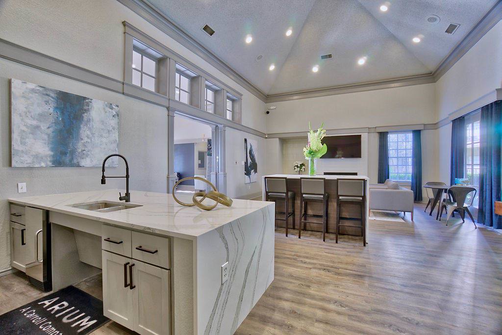 Apartment for rent at Elmsgate at Cliffside, 1635 Jefferson Cliffs Way, Arlington, TX 76006