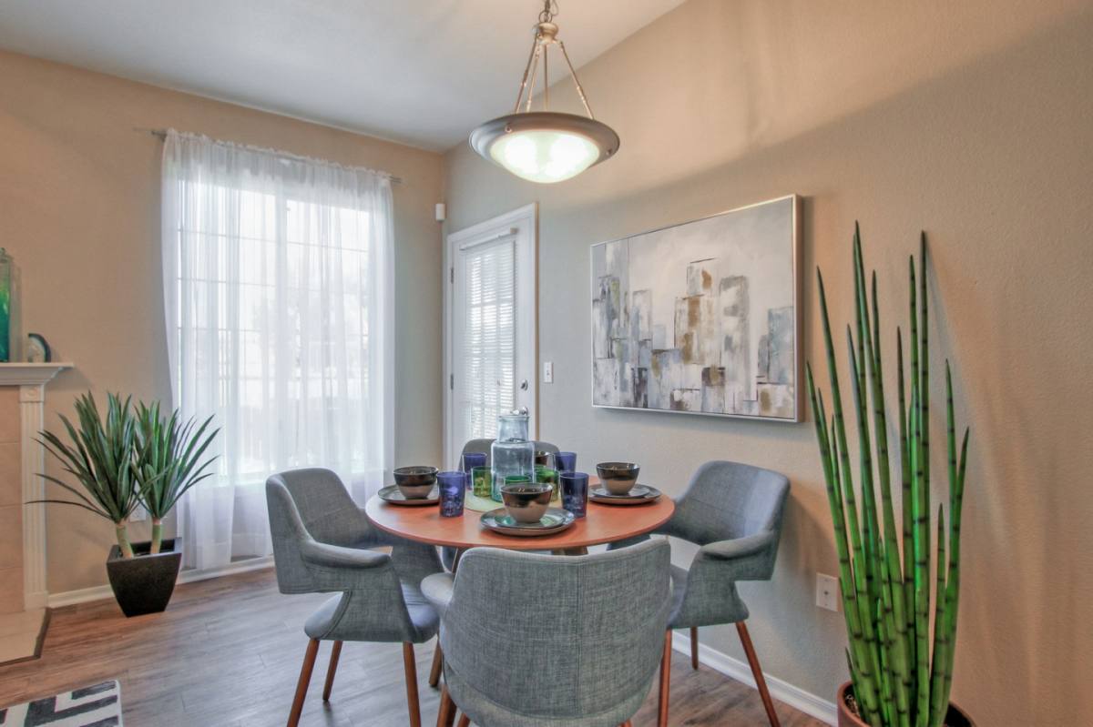 Apartment for rent at Avery on the Green, 125 S Alma School Rd, Chandler, AZ 85225