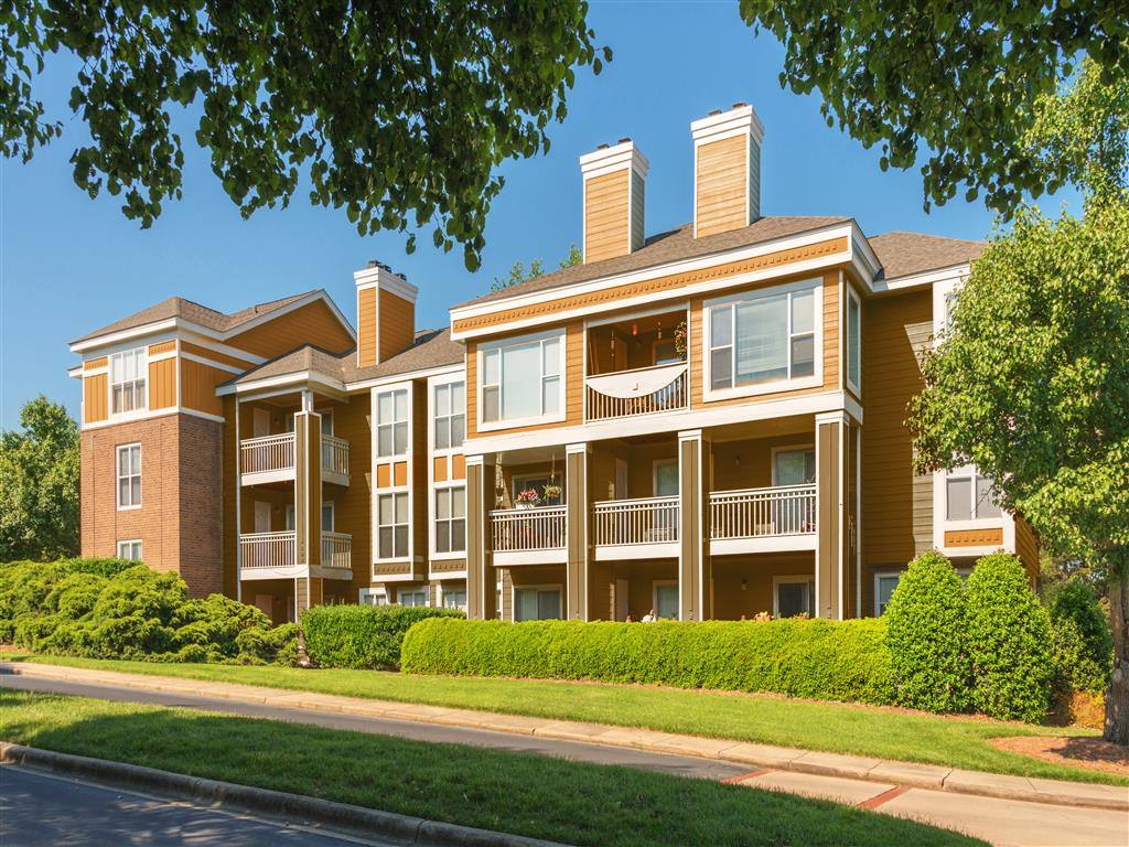 Apartment for rent at Retreat at McAlpine Creek, 6800 Fishers Farm Lane, Charlotte, NC 28277