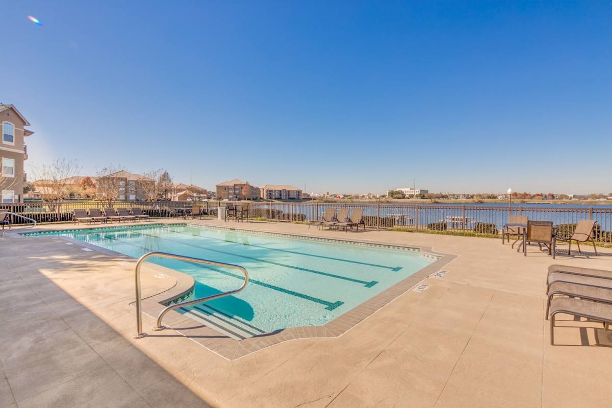 Apartment for rent at The View at Lakeside, 901 Lakeside Circle, Lewisville, TX 75057