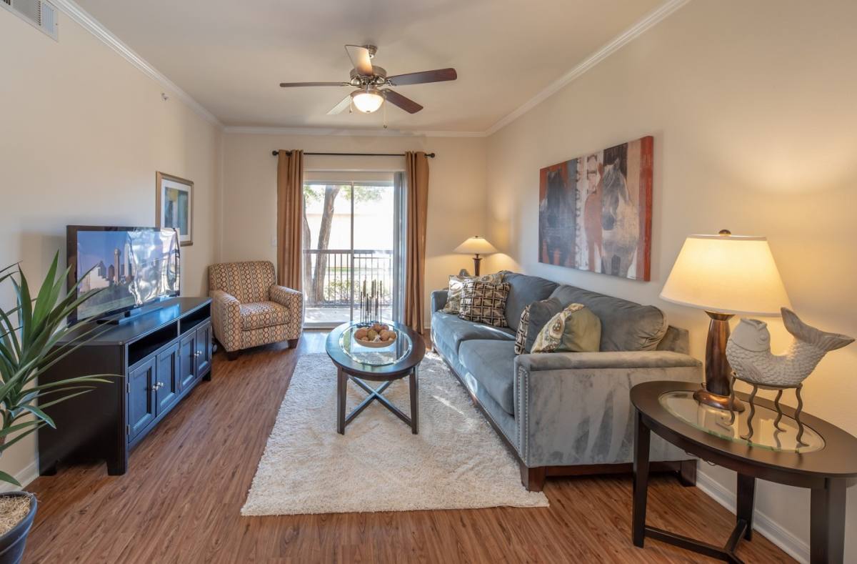 Apartment for rent at The View at Lakeside, 901 Lakeside Circle, Lewisville, TX 75057