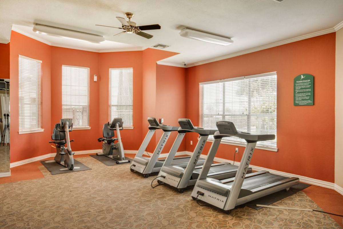Apartment for rent at The View at Lakeside, 901 Lakeside Circle, Lewisville, TX 75057