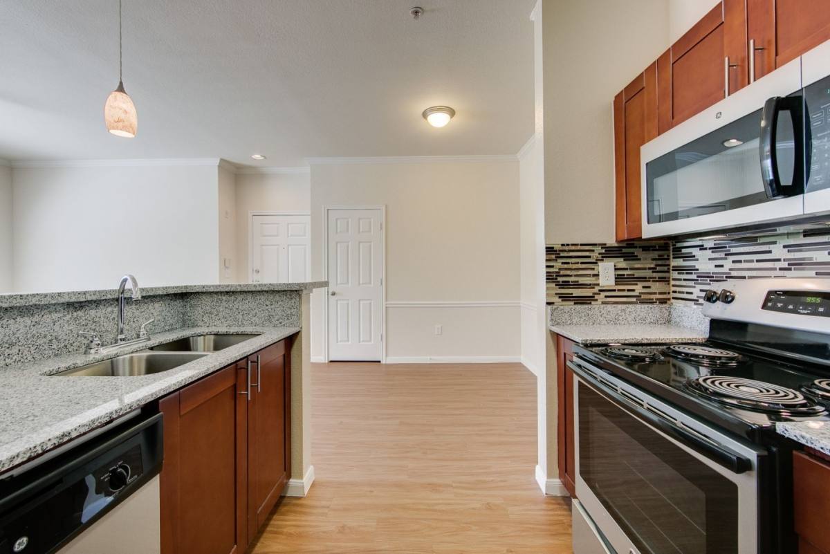 Apartment for rent at The View at Lakeside, 901 Lakeside Circle, Lewisville, TX 75057