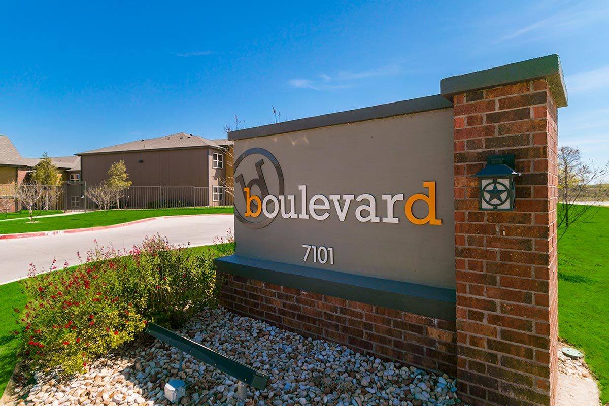 Apartment for rent at Boulevard, 6133 Sherwood Way, San Angelo, TX 76901