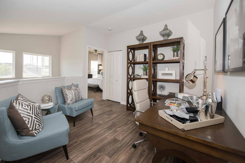 Townhouse for rent at Grand Reserve, 504 Chamberlain Lane, Naperville, IL 60540