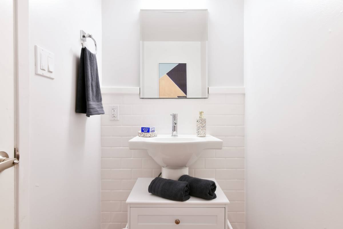 Apartment for rent at Admirals Cove, 101 Singleton Ave, Alameda, CA 94501