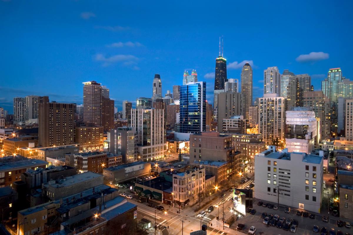 Apartment for rent at Flair Tower, 222 W Erie St, Chicago, IL 60654