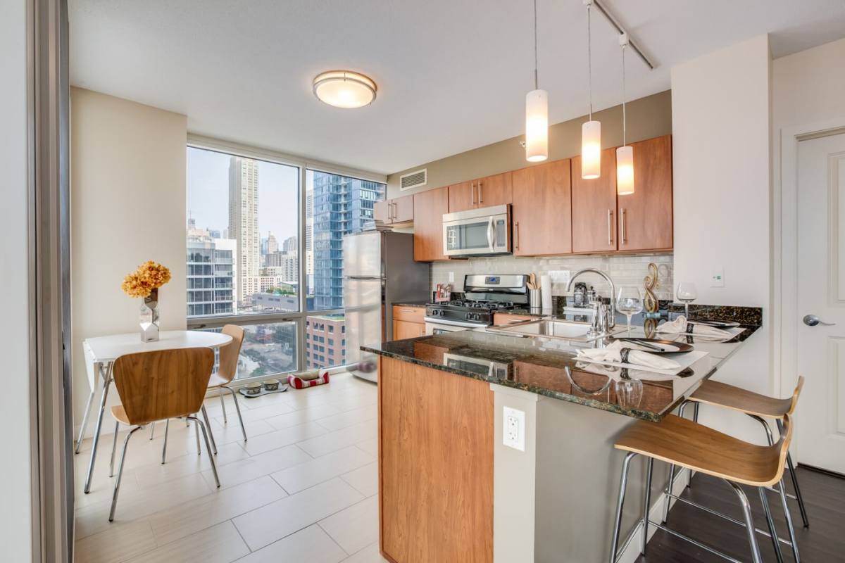 Apartment for rent at Flair Tower, 222 W Erie St, Chicago, IL 60654
