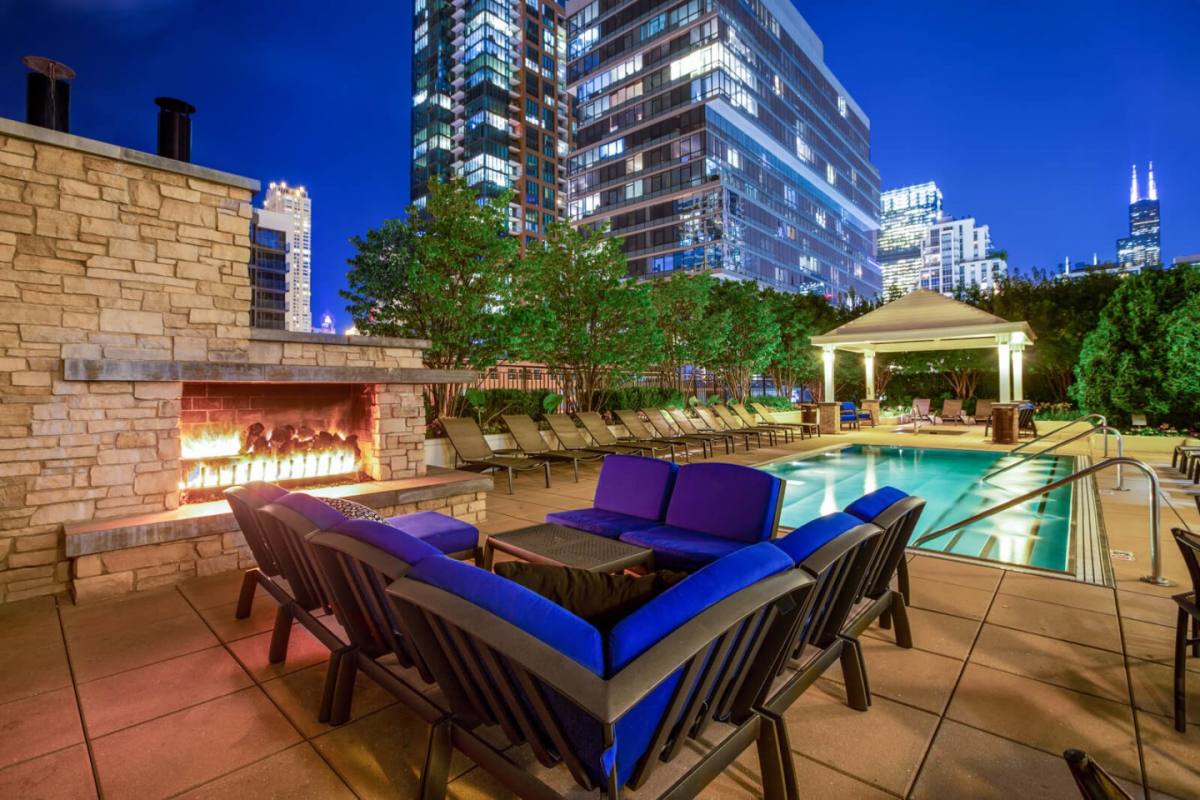 Apartment for rent at Flair Tower, 222 W Erie St, Chicago, IL 60654