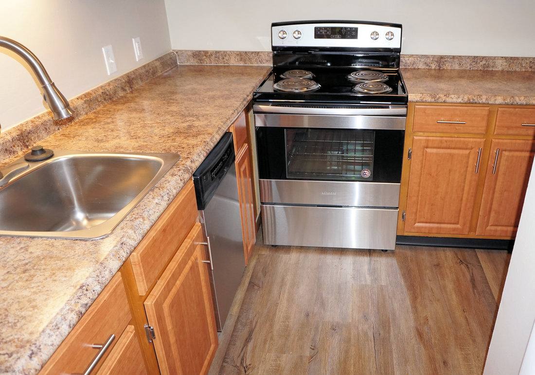 Apartment for rent at Charleston Square, 2410 Charleston Place, Columbus, IN 47203