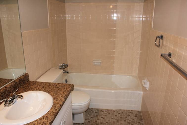 Apartment for rent at Charleston Square, 2410 Charleston Place, Columbus, IN 47203