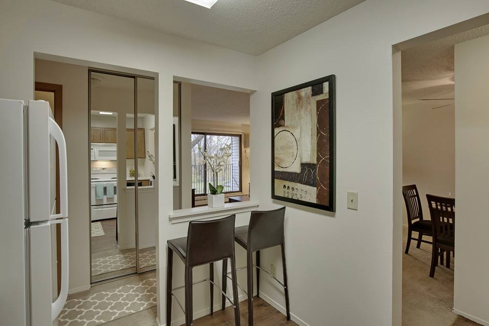 Apartment for rent at Willow Pond, 11751 W River Hills Dr, Burnsville, MN 55337