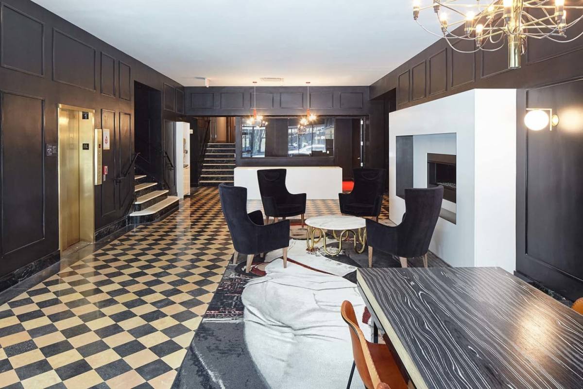Apartment for rent at Ambassador, 3560 Broadway St, Kansas City, MO 64111