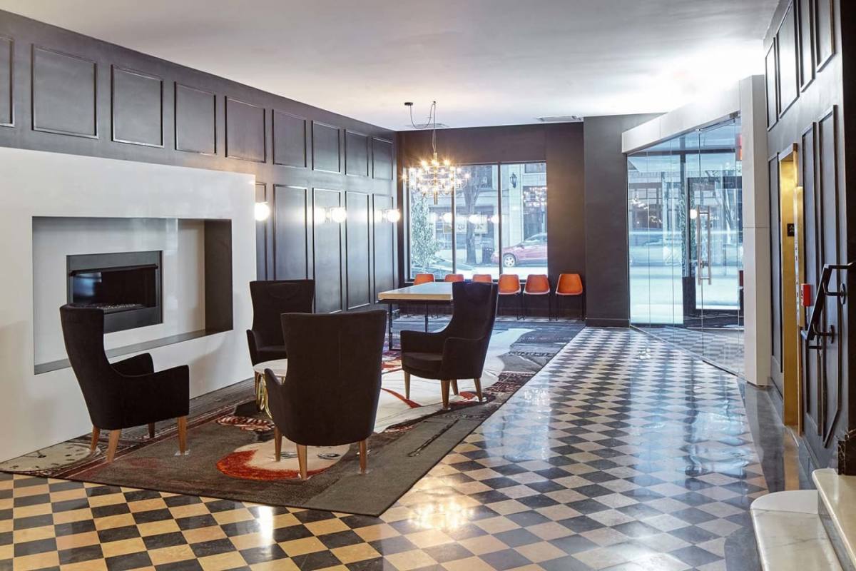 Apartment for rent at Ambassador, 3560 Broadway St, Kansas City, MO 64111