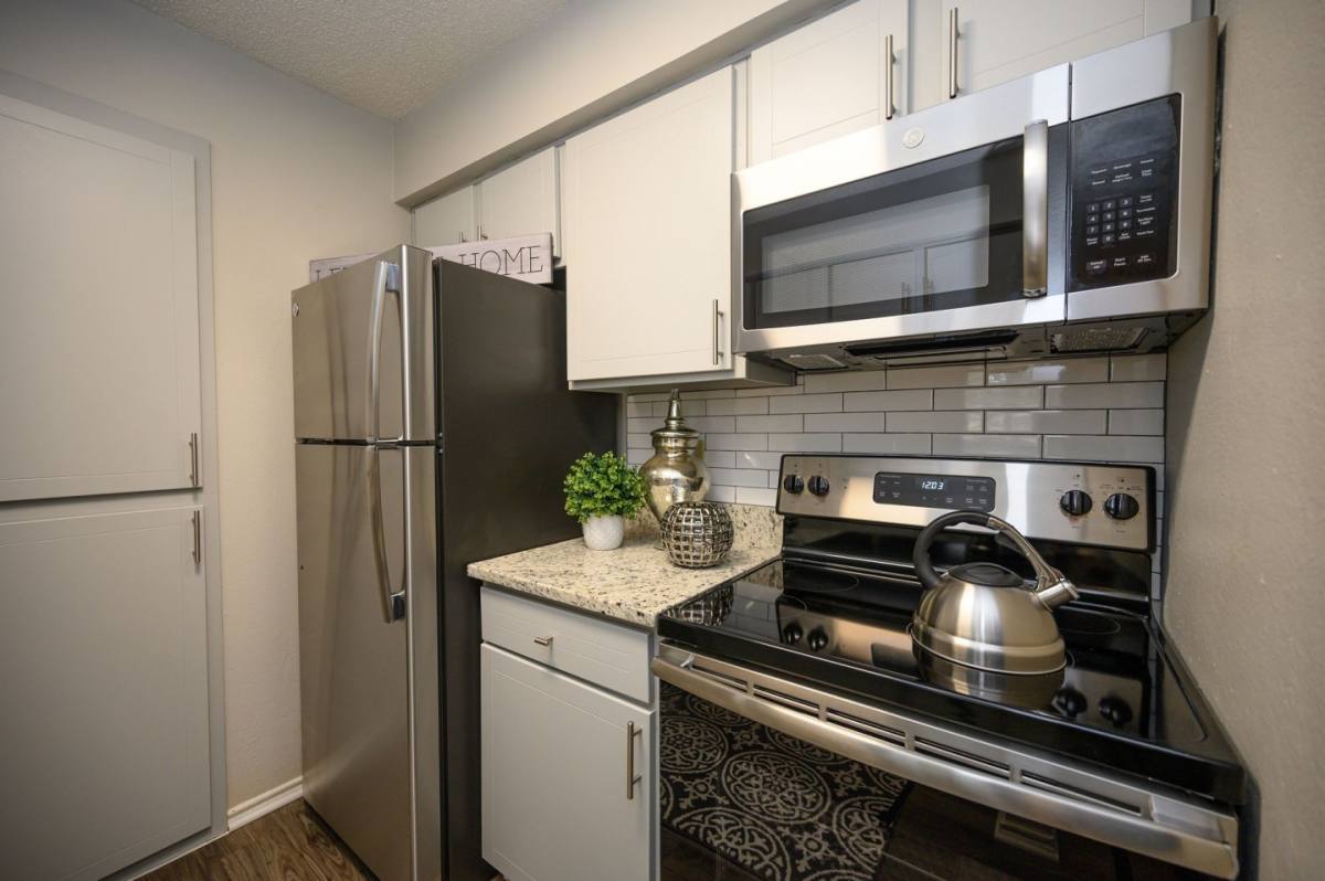 Apartment for rent at The Logan, 1400 Sierra Springs Dr, Bedford, TX 76021