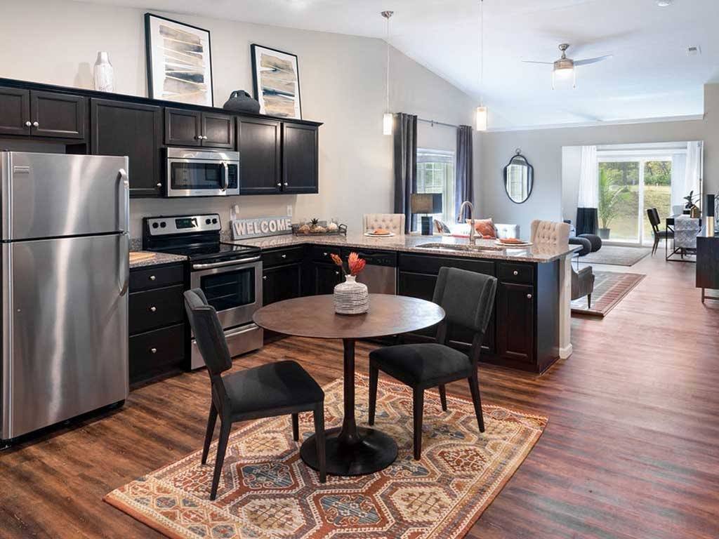Apartment for rent at Redwood Mansfield, 900 Max Ave, Mansfield, OH 44904