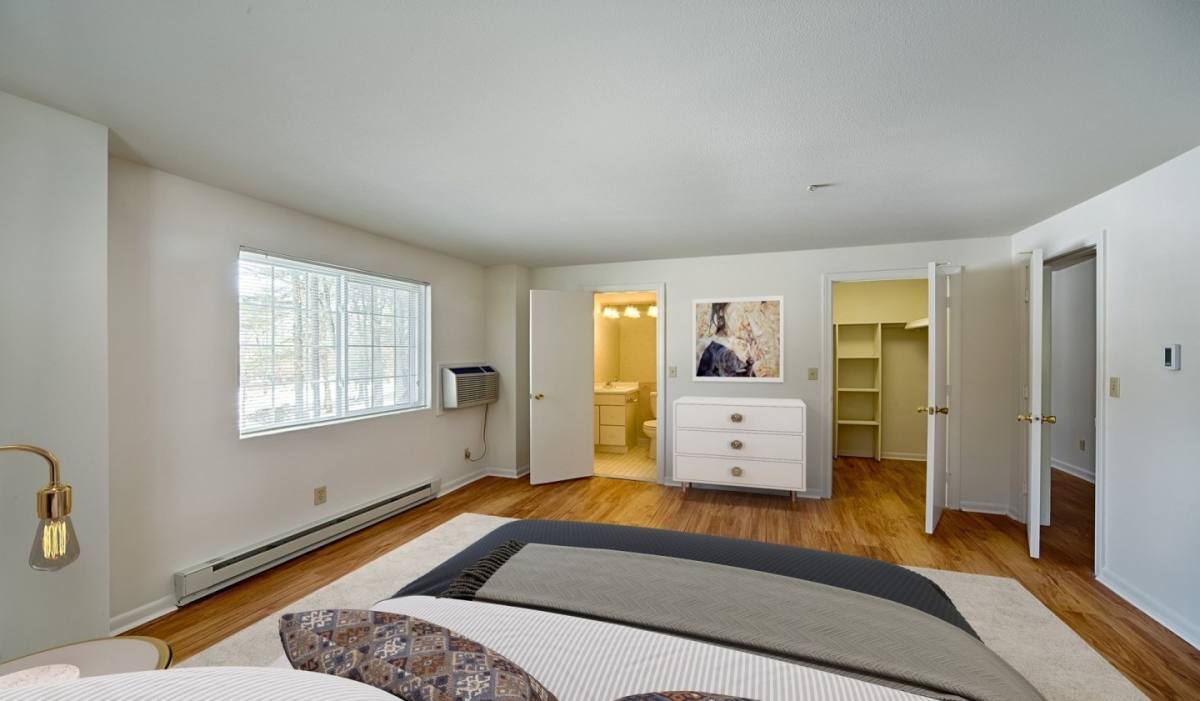 Apartment for rent at Royal Crest Estates North Andover, 50 Royal Crest Dr, North Andover, MA 01845