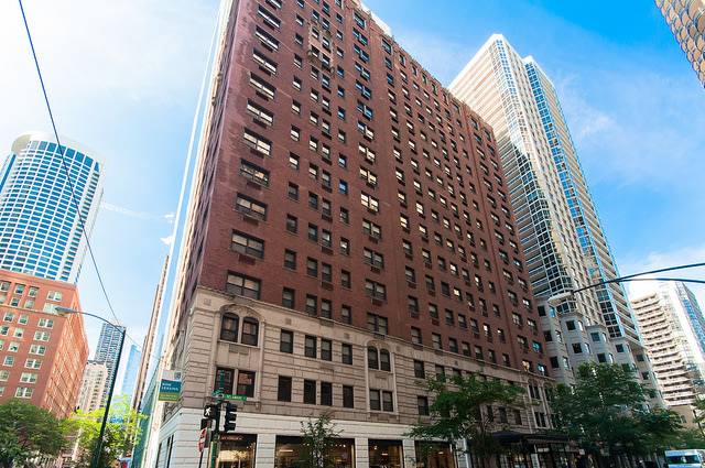 Apartment for rent at 25 E Delaware Place, Chicago, IL 60611
