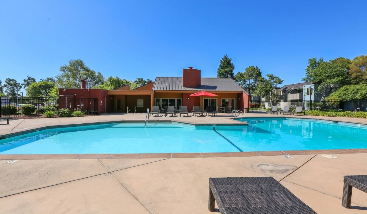 Apartment for rent at Laurel Crossing Apartment Homes, 203 Laurie Meadows Dr, San Mateo, CA 94403
