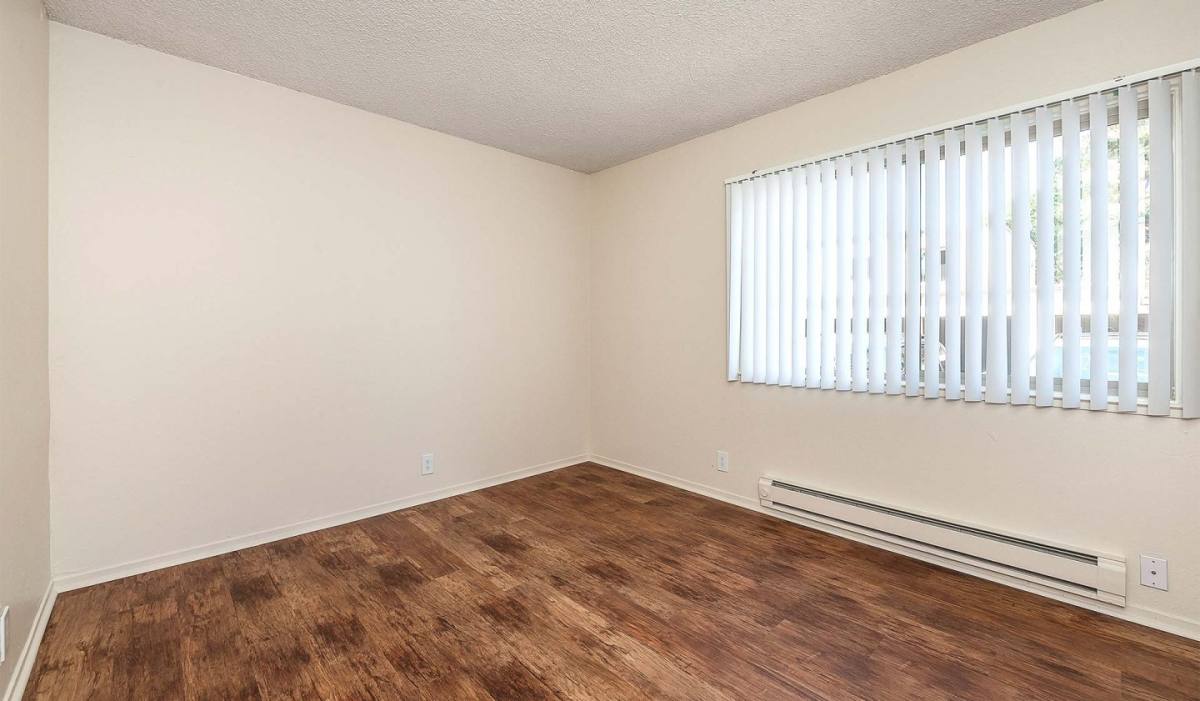 Apartment for rent at Laurel Crossing Apartment Homes, 203 Laurie Meadows Dr, San Mateo, CA 94403