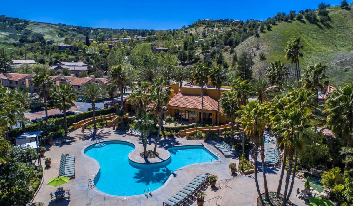 Apartment for rent at Malibu Canyon, 5758 Las Virgenes Rd, Calabasas, CA 91302