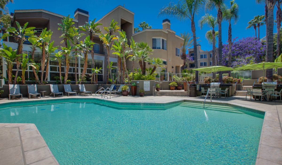 Apartment for rent at Hillcreste, 1420 Ambassador St, Los Angeles, CA 90035