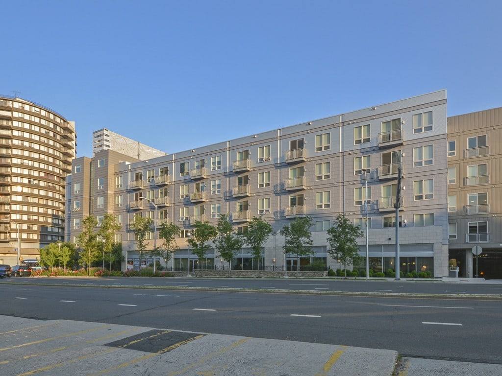 Apartment for rent at 75 Tresser Blvd, Stamford, CT 06901