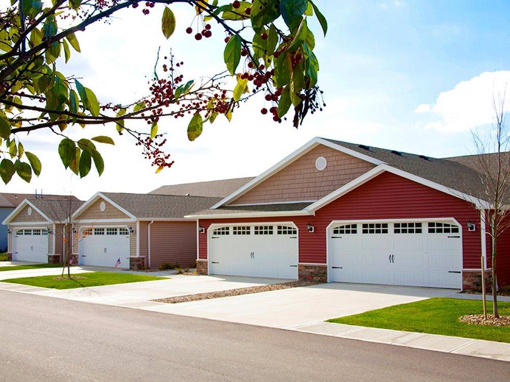 Apartment for rent at Redwood Zeeland, 8339 Roxburo St, Zeeland, MI 49464