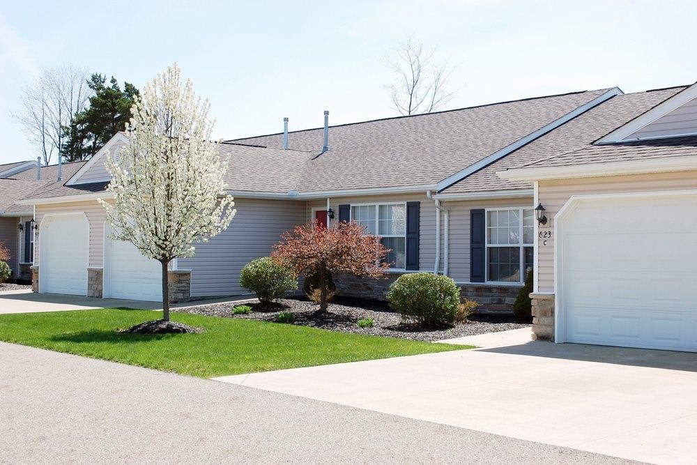 Apartment for rent at Redwood Greer Abner Creek Road, 505 Everhope Ave, Greer, SC 29651