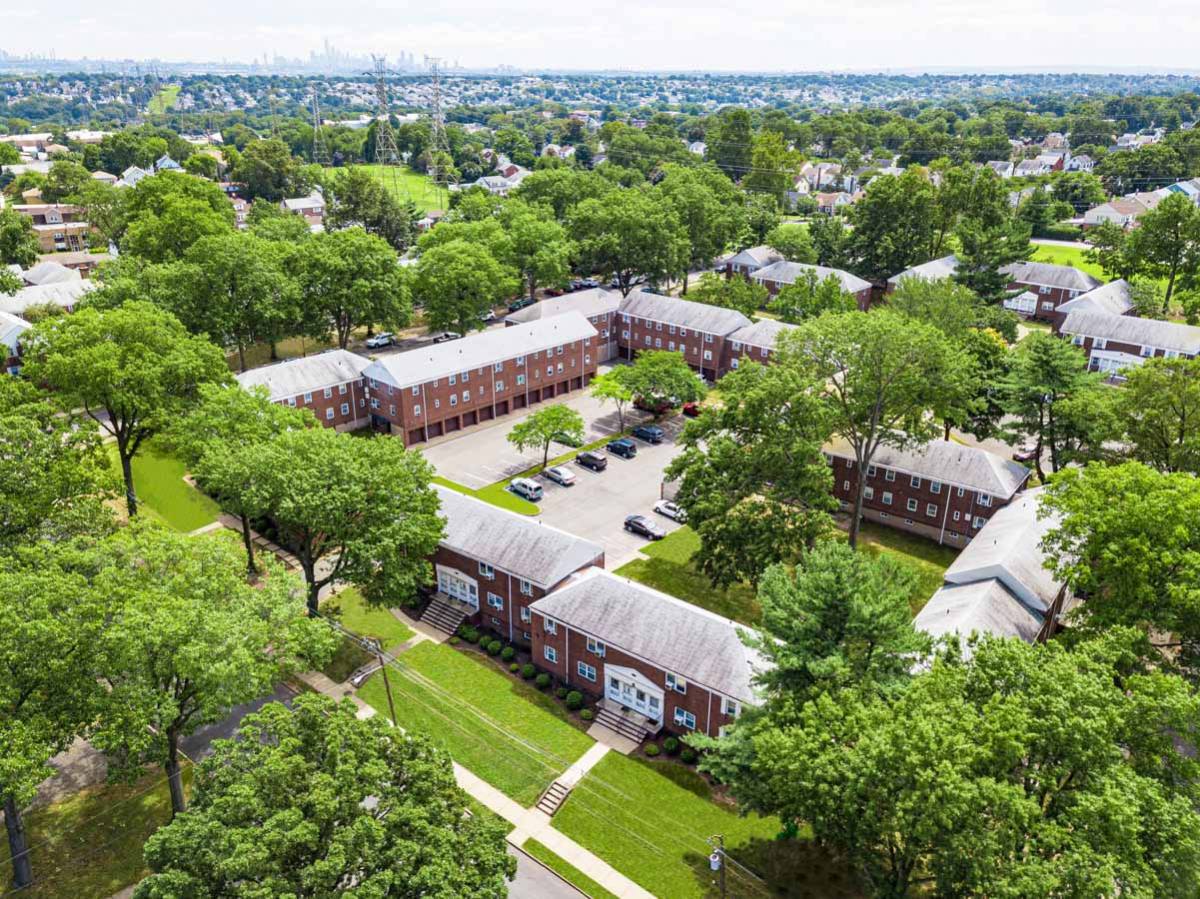 Apartment for rent at Nutley Gardens, 181 Hancox Ave, Nutley, NJ 07110