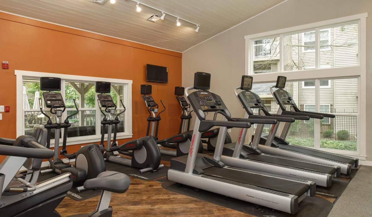 Apartment for rent at Hunt Club, 404 Christopher Ave, Gaithersburg, MD 20879