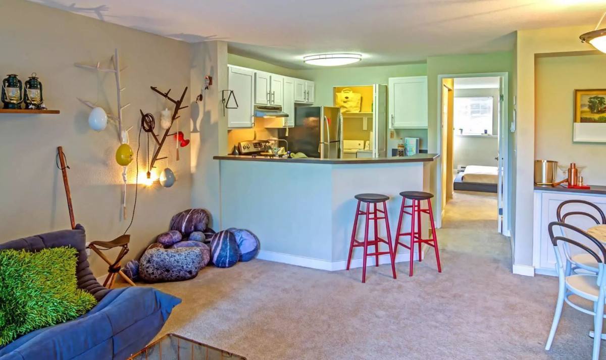 Apartment for rent at Birch Pointe, 17520 NW Cornell Rd, Beaverton, OR 97006