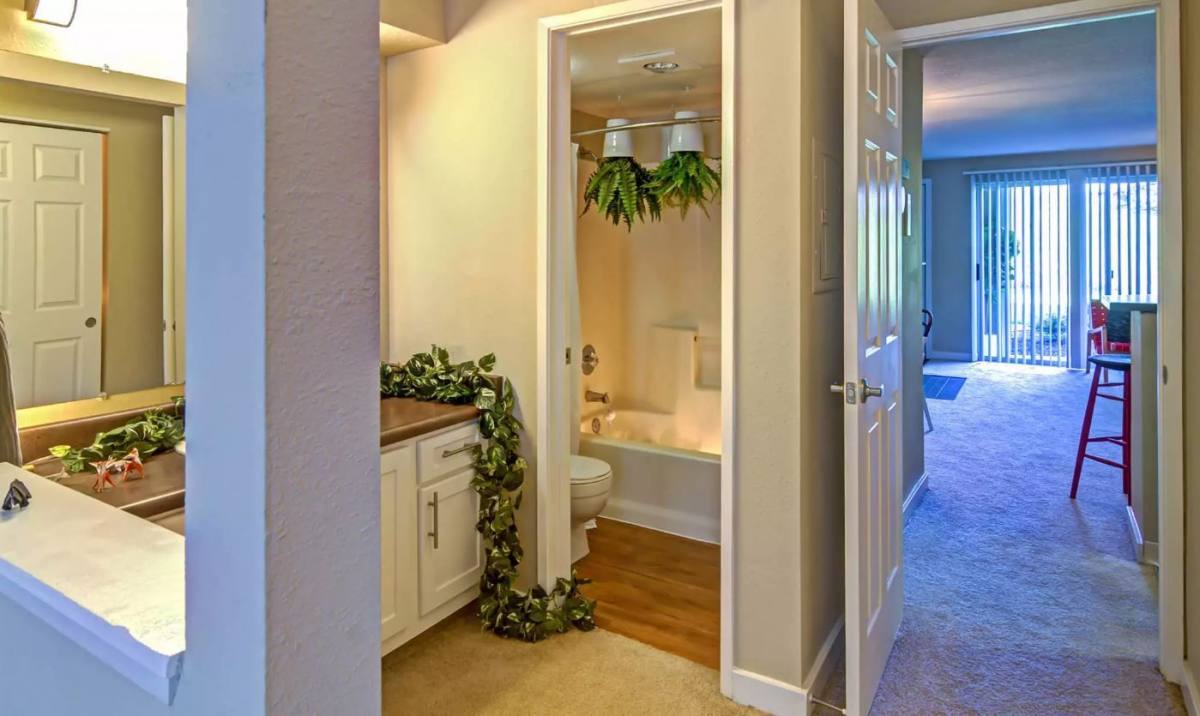 Apartment for rent at Birch Pointe, 17520 NW Cornell Rd, Beaverton, OR 97006