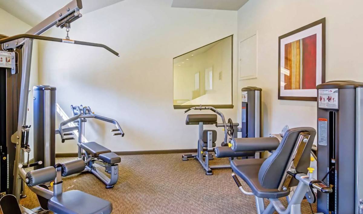 Apartment for rent at Birch Pointe, 17520 NW Cornell Rd, Beaverton, OR 97006