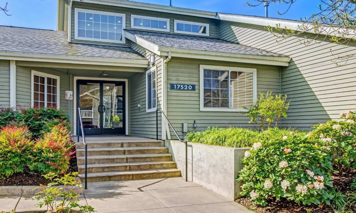 Apartment for rent at Birch Pointe, 17520 NW Cornell Rd, Beaverton, OR 97006